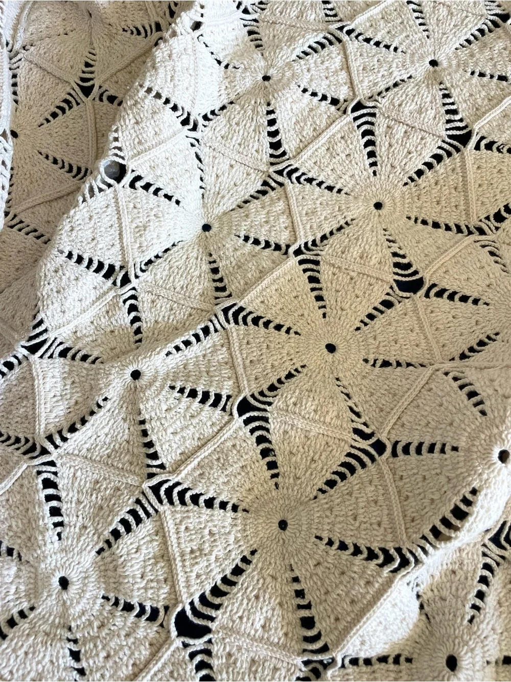 Vintage White Cotton Handmade Star & Popcorn Fringe Crochet Bedspread